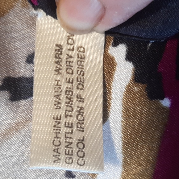 Patterned Scarf - Picture 4 of 6